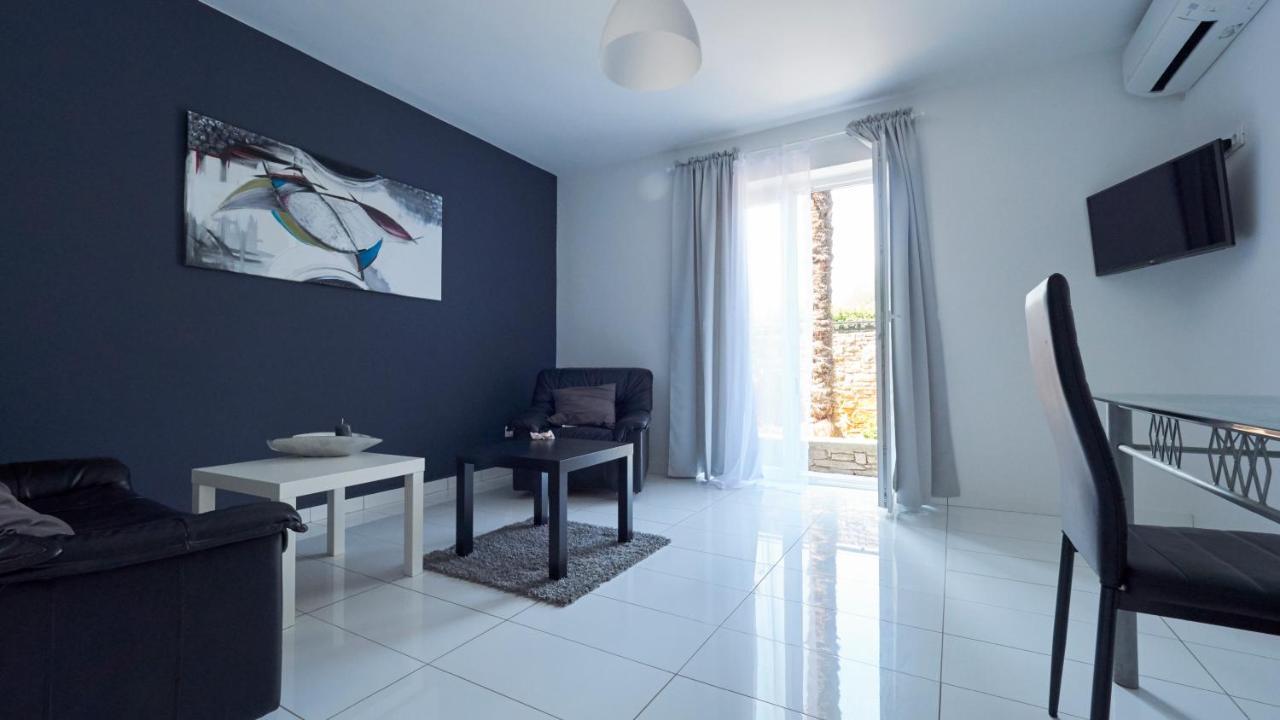 B&B Villa Vela Umag Exterior photo