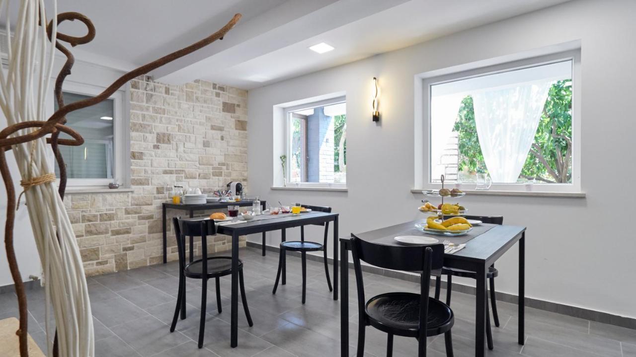 B&B Villa Vela Umag Exterior photo