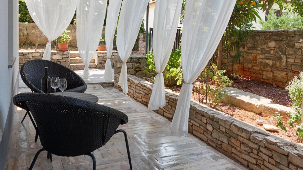 B&B Villa Vela Umag Exterior photo